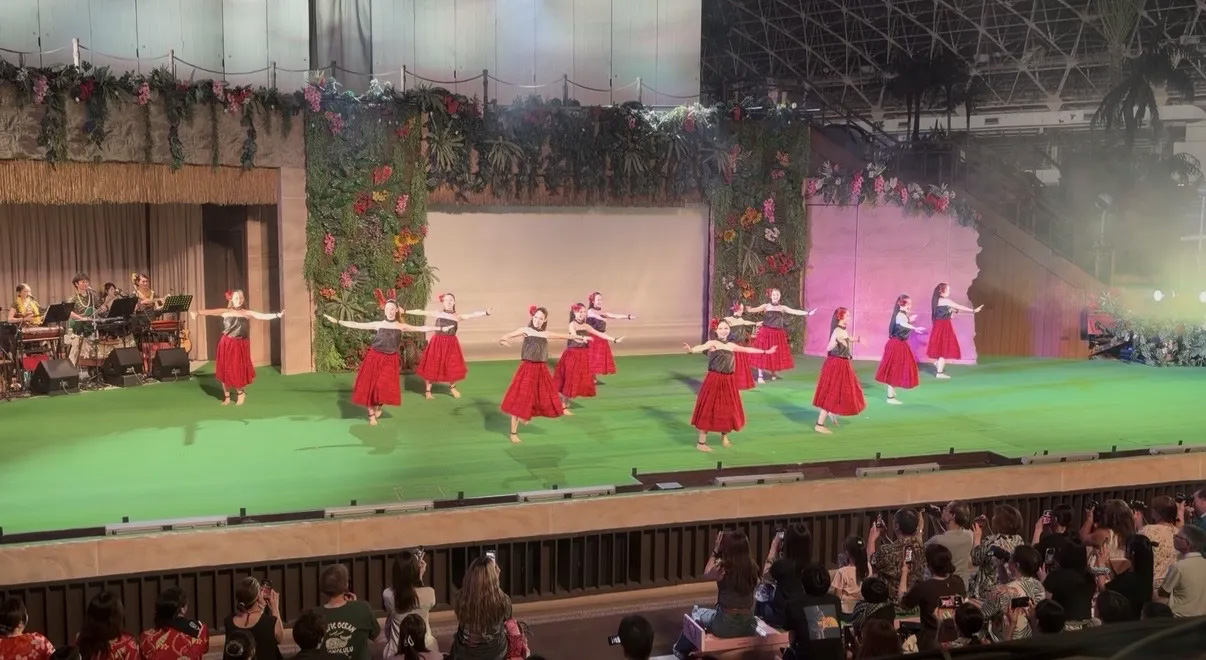 ポリネシアン・グランドステージ
